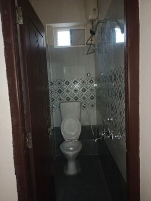 Master Bedroom in 2 BHK Builder Floor at Begumpet – for Rent