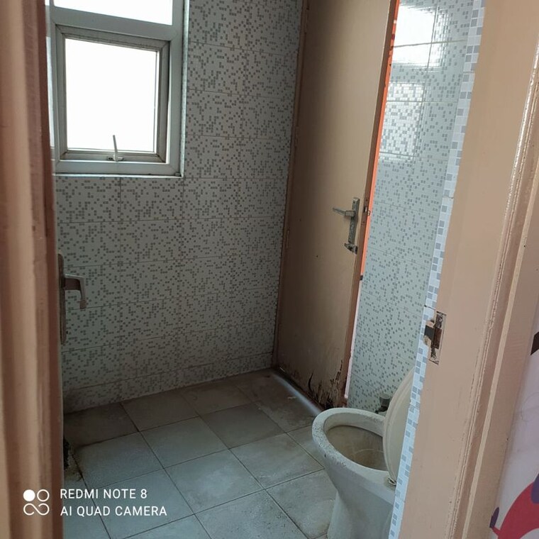 Bathroom, bptp-park-elite-floors 3 Bedroom 180 Sq.Yd. Builder Floor In Sector 85 Faridabad 9995881