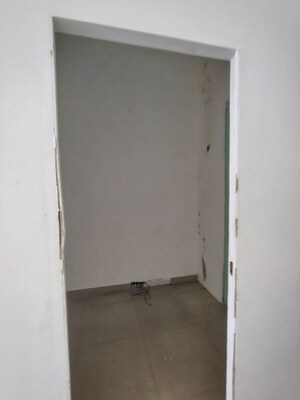 Furnished Amenities in  Office Space at Omaxe World Street, Sector 79 – for Sale