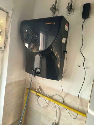 Team Area in 1 BHK Apartment at Ajnara Daffodil, Sector 137 – for Rent