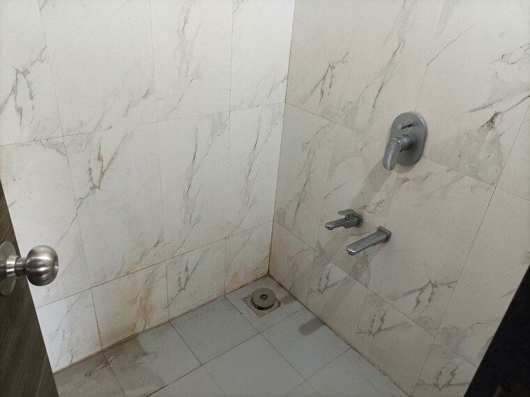 Bathroom, dosti-desire-joy 1 Bedroom 290 Sq.Ft. Apartment In Brahmand Thane 9995931