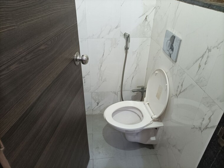 Bathroom, dosti-desire-joy 1 Bedroom 290 Sq.Ft. Apartment In Brahmand Thane 9995931