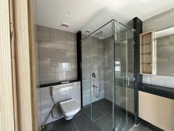 Bathroom in 4 BHK Apartment at Rustomjee Crown, Prabhadevi – for Rent