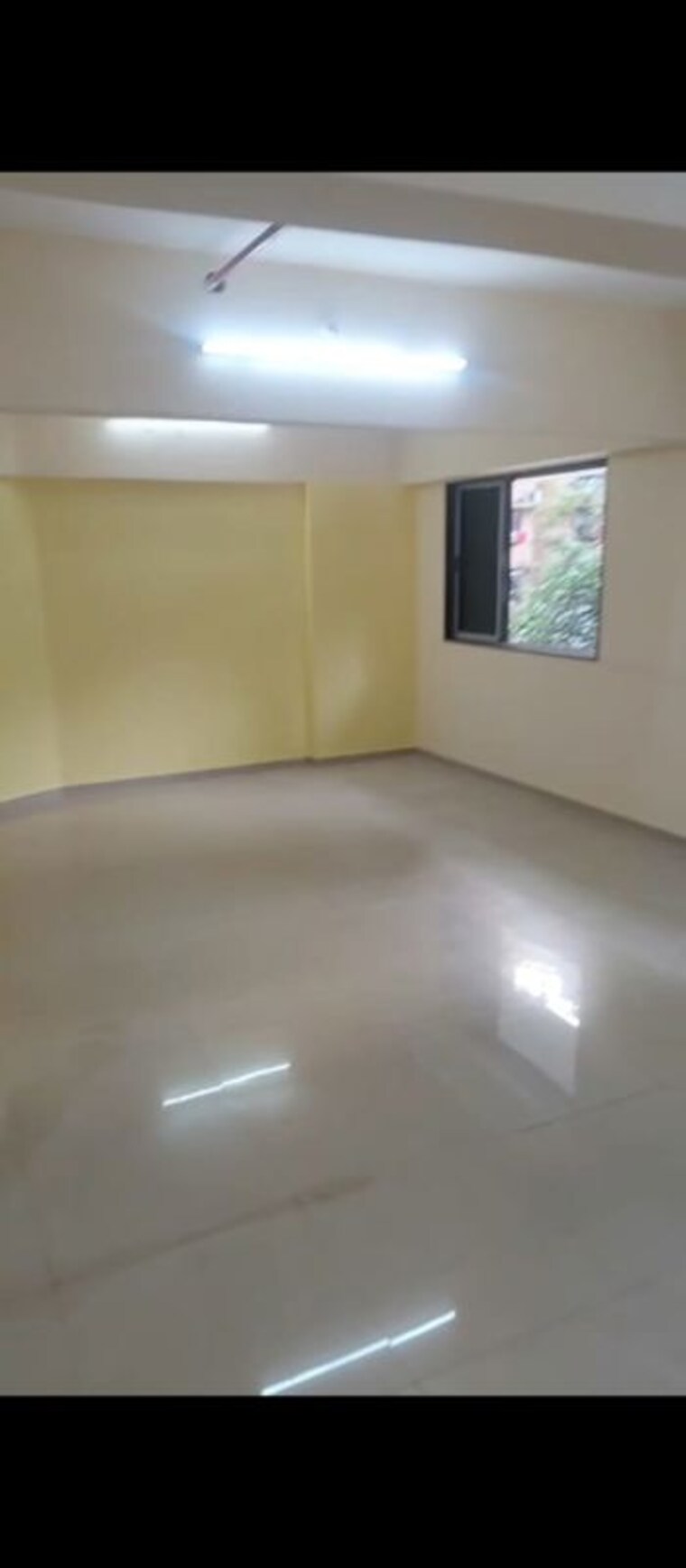 Room, shreejani-sai-laxmi Commercial Office Space 810 Sq.Ft. In Borivali West Mumbai 9995937