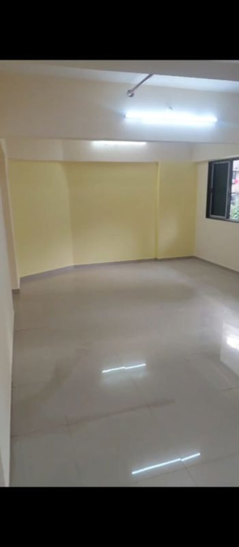 Room, shreejani-sai-laxmi Commercial Office Space 810 Sq.Ft. In Borivali West Mumbai 9995937
