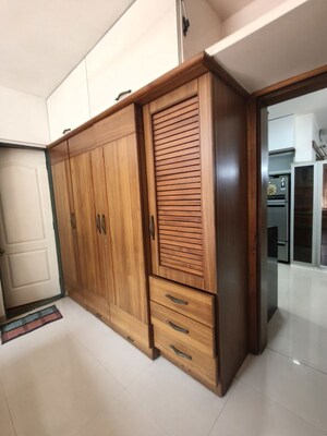 Room in 2 BHK Apartment at Laxmi Krupa Apartments, Bhusari Colony – for Rent