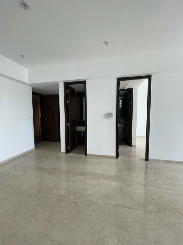 3 BHK + Pooja Room,Servant Room Apartment For Rent in Lodha Kiara