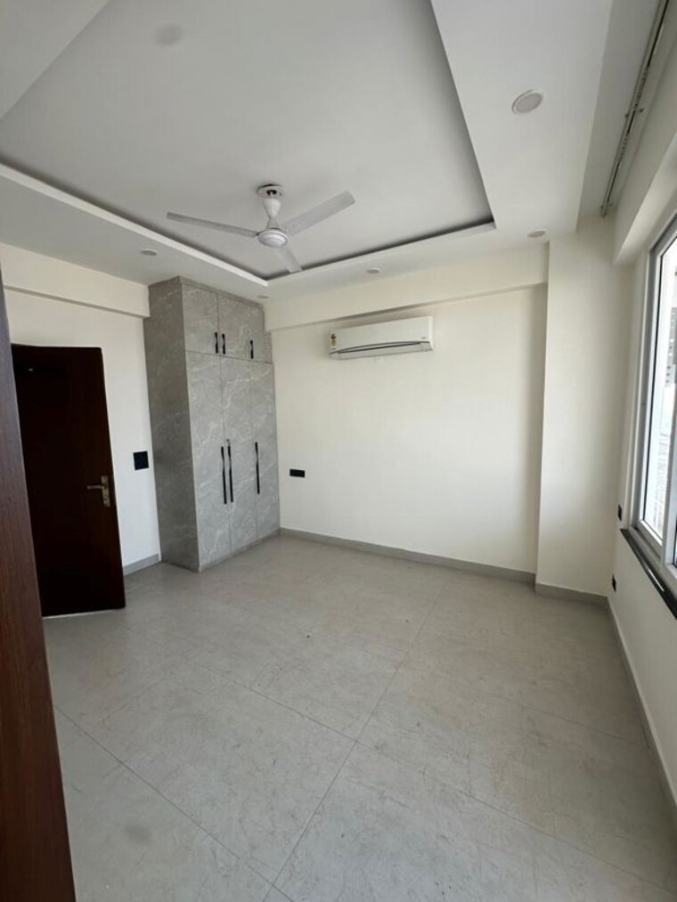Kitchen, ram-shanti-apartment 3.5 Bedroom 2100 Sq.Ft. Apartment In Sector 52 Gurgaon 9995970