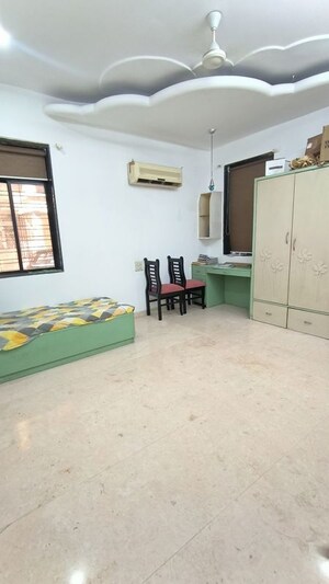 Bedroom in 3 BHK Apartment at Prabhadevi CHS, Prabhadevi – for Rent