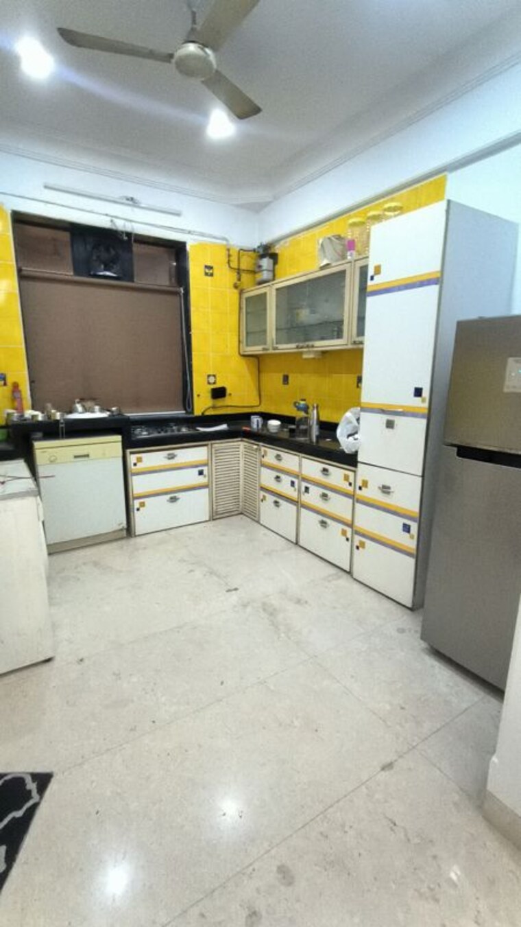 Kitchen, prabhadevi-chs 3 Bedroom 1100 Sq.Ft. Apartment In Prabhadevi Mumbai 9995982