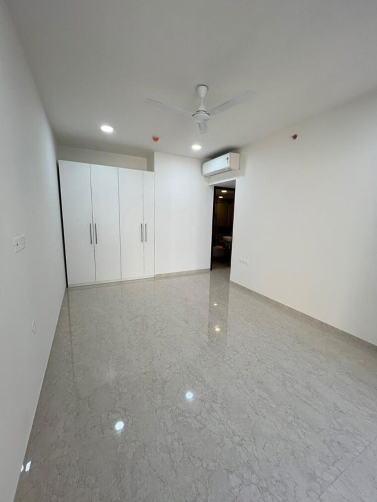 Room, lodha-aura 3 Bedroom 1309 Sq.Ft. Apartment In Wadala Mumbai 9995912