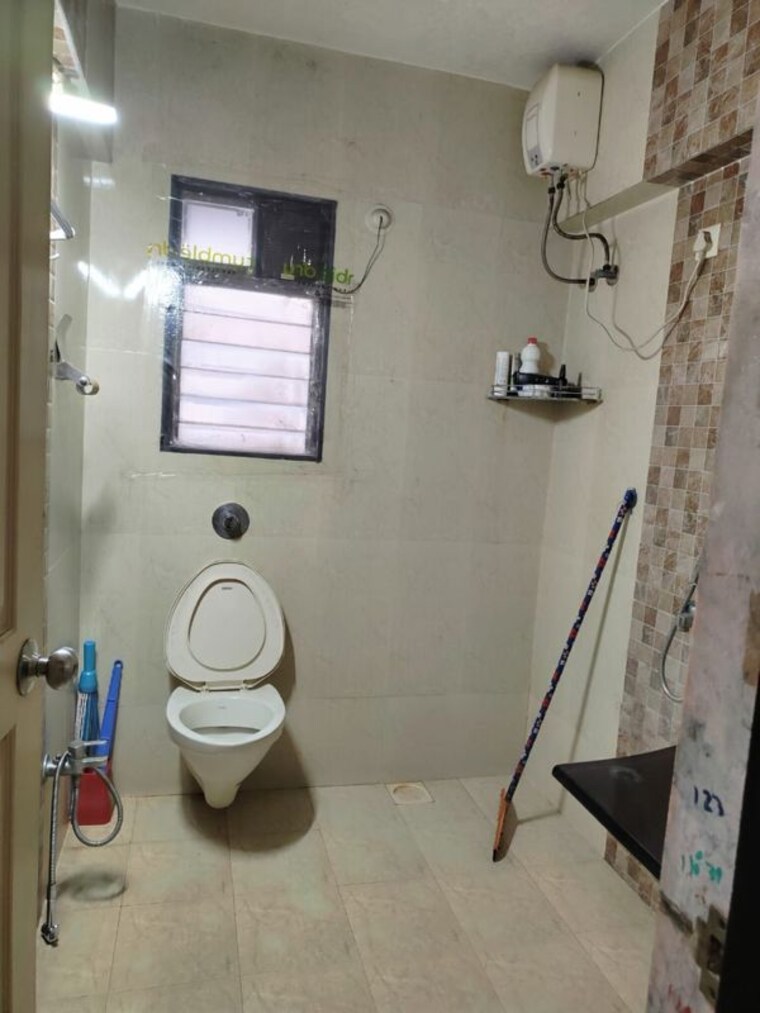 Bathroom, shree-sawan-lifestyle 2 Bedroom 1250 Sq.Ft. Apartment In Kharghar Sector 15 Navi Mumbai 9995988