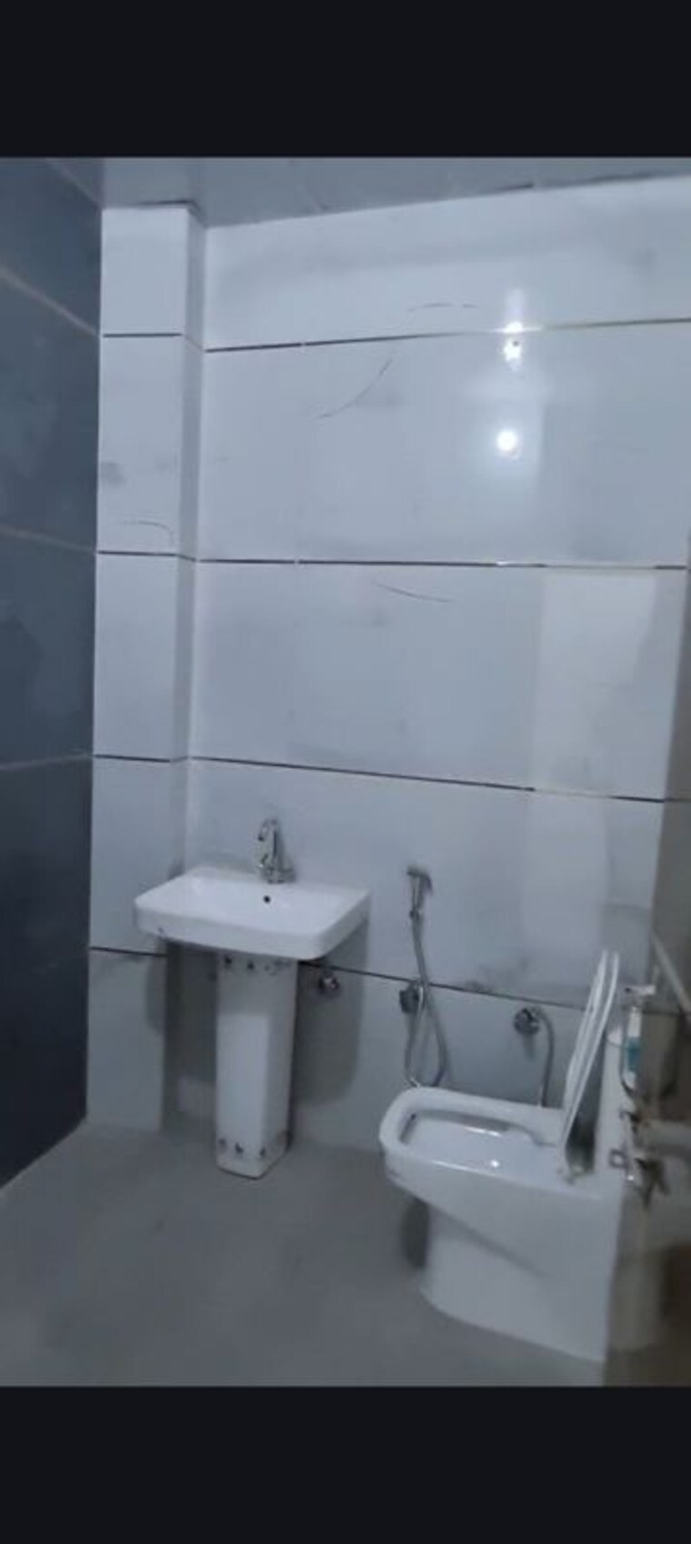 Bathroom, vivekanand nagar 6 Bedroom 76 Sq.Mt. Independent House In Vivekanand Nagar Ghaziabad 9996003