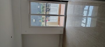 Room in 2 BHK Apartment at Palm Marina Suites, Nh 24 – for Sale