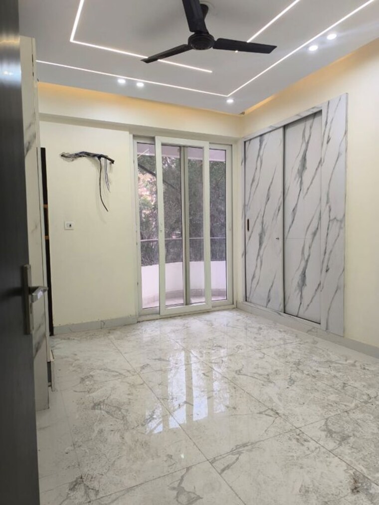 Room, dda-platinum-heights 3 Bedroom 1500 Sq.Ft. Apartment In Sector 18 Dwarka Delhi 9996014