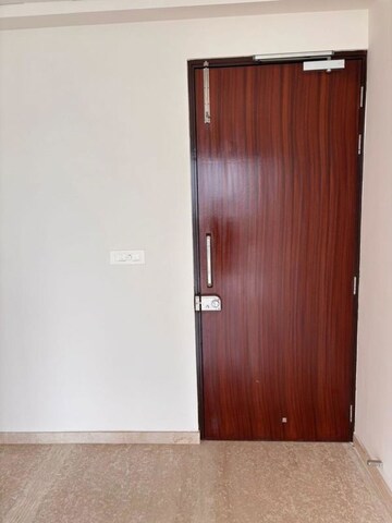 Room in 2 BHK Apartment at Piramal Mahalaxmi, Mahalaxmi – for Sale