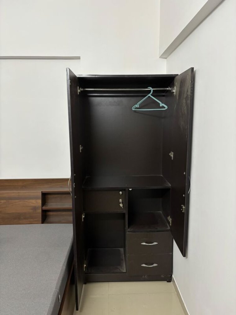 Room, puranik-aldea-espanola-phase-7 1 Bedroom 421 Sq.Ft. Apartment In Baner Pune 9995924
