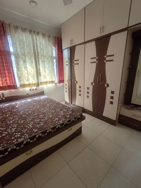 2 BHK + Extra Room Apartment For Rent in Dwarkadhish Residency