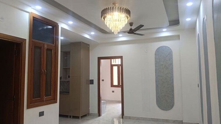 undefined, sector 73 2 Bedroom 1100 Sq.Ft. Builder Floor In Sector 73 Noida 9996043