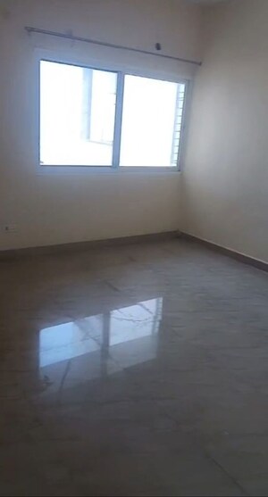 Room in 3 BHK Apartment at LDA Parijaat Apartments, Faizabad Road – for Rent