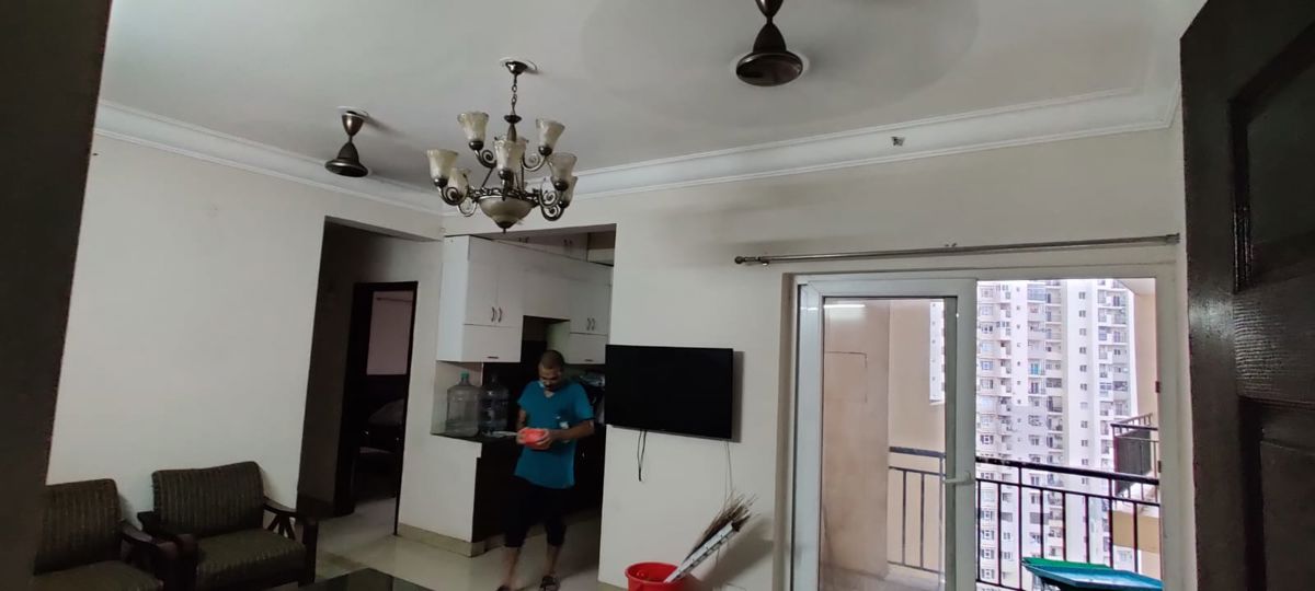 2 BHK + Extra Room 1045 Sq.Ft. Apartment in Paramount Floraville