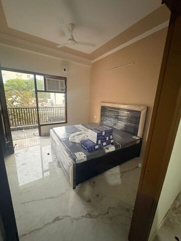 Kitchen in 1 BHK Builder Floor at SAS Tower, Sector 38 – for Rent