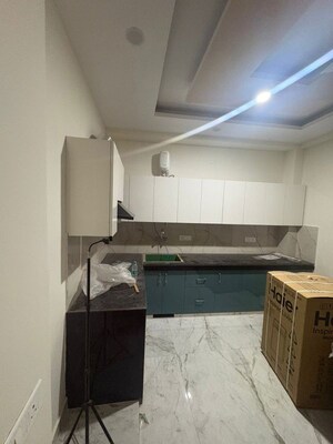 Kitchen in 1 BHK Builder Floor at SAS Tower, Sector 38 – for Rent