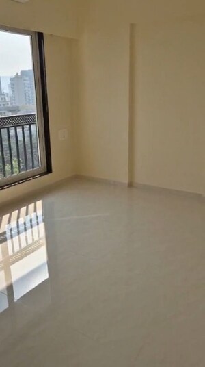 Bedroom in 3 BHK Apartment at Sidhivinayak Flora, Chembur – for Rent