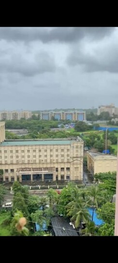 2.5 BHK + Servant Room Apartment For Sale in Hiranandani Estate