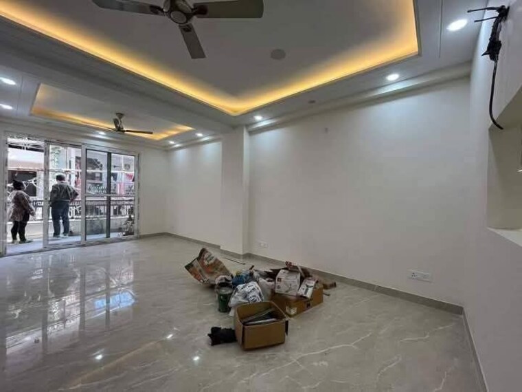  Parking, saket 3 Bedroom 1500 Sq.Ft. Builder Floor In Saket Delhi 9996148