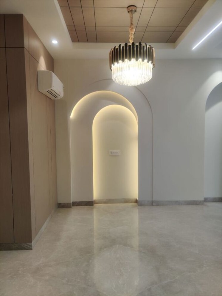 undefined, hauz khas 3 Bedroom 200 Sq.Yd. Builder Floor In Hauz Khas Delhi 9996145