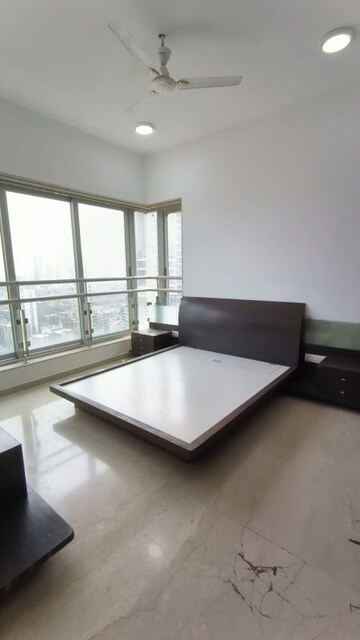 3 BHK Apartment For Rent in Lodha Grandeur, Prabhadevi