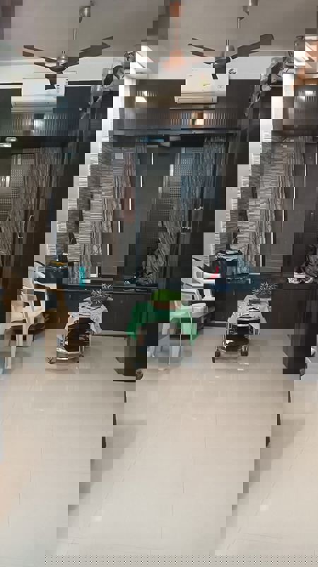 Team Area in 1 BHK Apartment at Green View Apartment Borivali West, Borivali West – for Sale