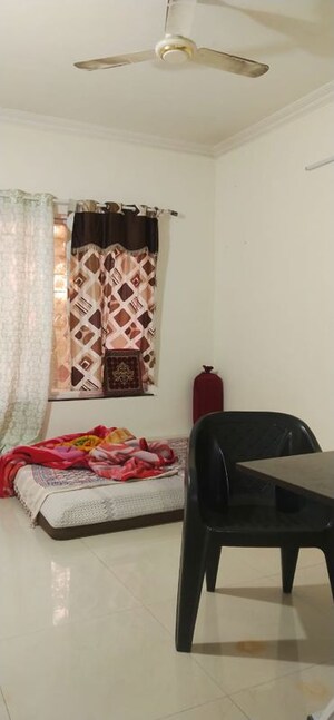 Bedroom in 2 BHK Apartment at Dwarka Suncrest Phase 3, Pimple Saudagar – for Rent