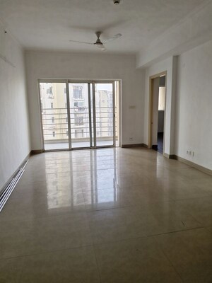 Room in 3.5 BHK Apartment at Paras Tierea, Sector 137 – for Sale