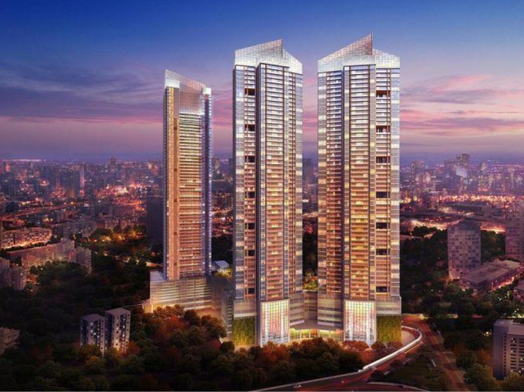 4 BHK 2100 Sq.Ft. Apartment in Rustomjee Crown