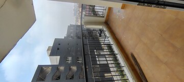 Staircase in 2.5 BHK Apartment at Palm Marina Suites, Nh 24 – for Sale