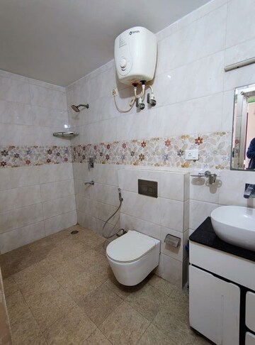 Attached Bathroom in 4 BHK Apartment at Sector 10 Dwarka – for Rent