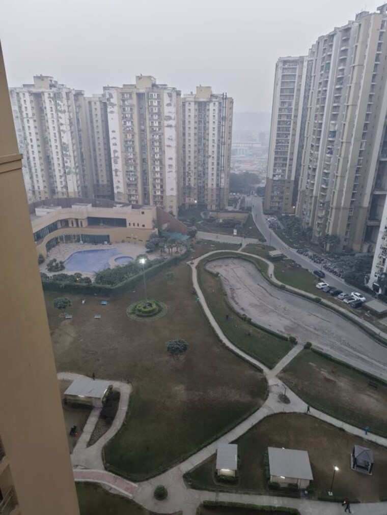 Exterior View, paras-tierea 2.5 Bedroom 1070 Sq.Ft. Apartment In Sector 137 Noida 9996203