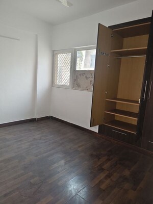Room in 2.5 BHK Apartment at Paras Tierea, Sector 137 – for Sale