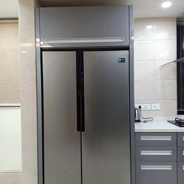 Building Lobby in 3.5 BHK Builder Floor at Defence Colony – for Rent