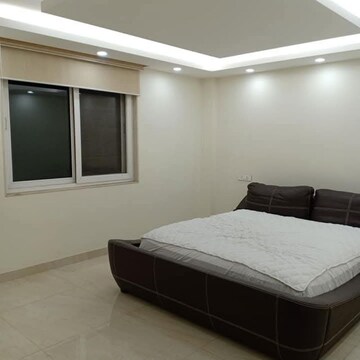 Bedroom in 3.5 BHK Builder Floor at Defence Colony – for Rent