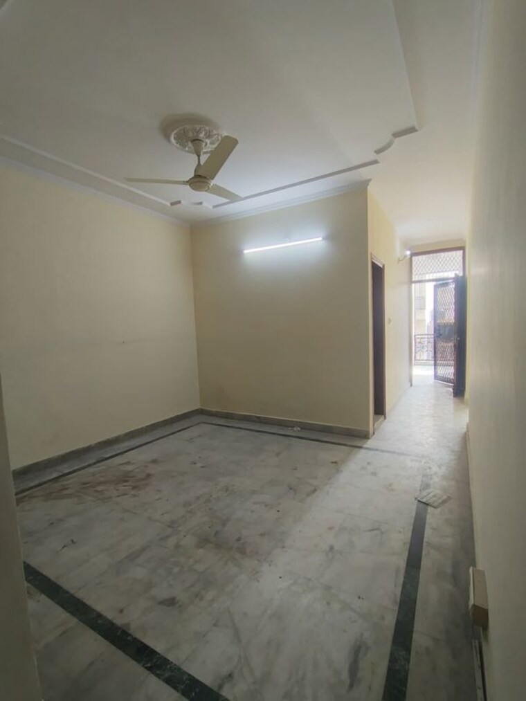 Room, greater kailash i 3 Bedroom 1872 Sq.Ft. Builder Floor In Greater Kailash I Delhi 9996220