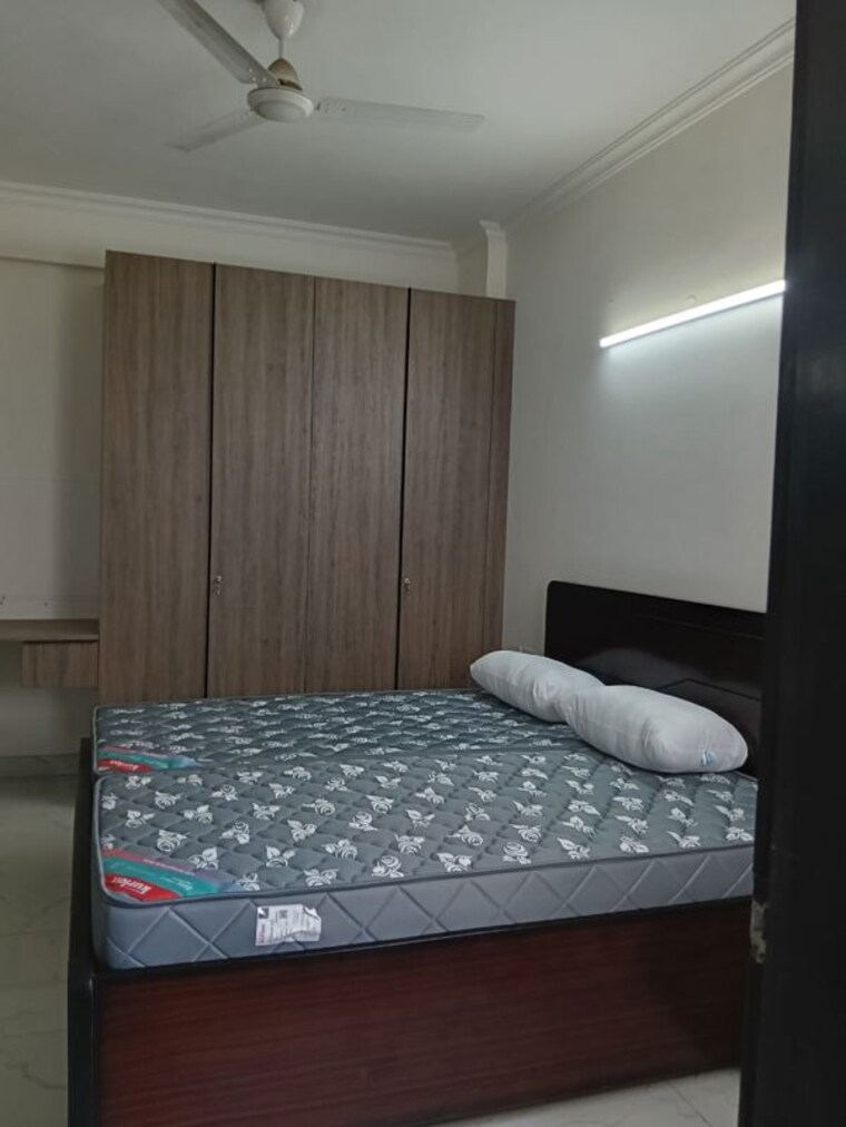 Bedroom, anamika-enclave 2 Bedroom 1000 Sq.Ft. Apartment In Sector 14 Gurgaon 9996222