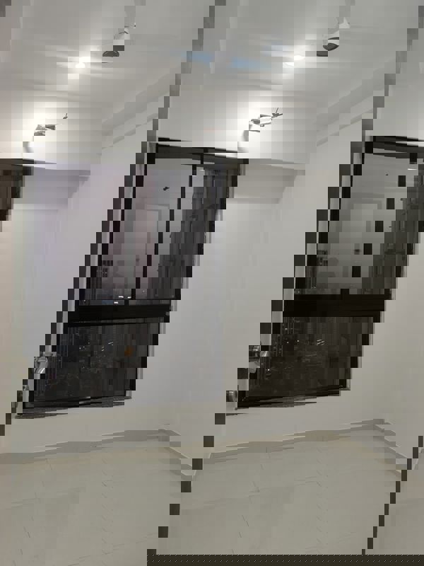 2 BHK + Servant Room 600 Sq.Ft. Apartment in Sunteck Avenue 2