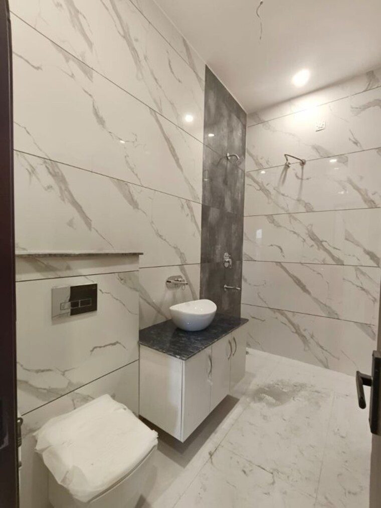 Bathroom, dera bassi 3 Bedroom 2400 Sq.Ft. Independent House In Dera Bassi Mohali 9996274