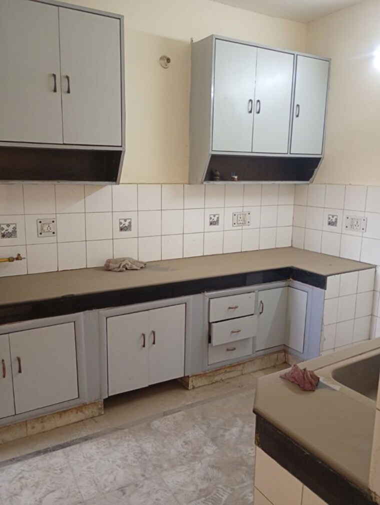 Kitchen, sector 3 dwarka 3 Bedroom 1600 Sq.Ft. Apartment In Sector 3 Dwarka Delhi 9996289