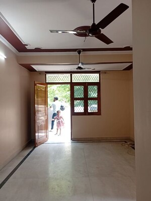 Room in 2 BHK Apartment at Sector 1 Dwarka – for Rent