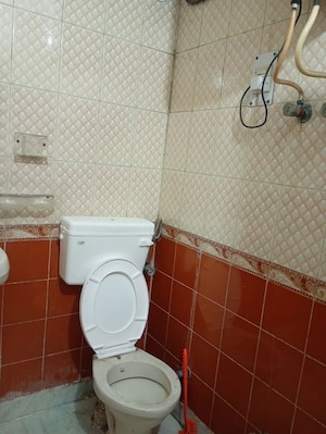Bathroom in 2 BHK Apartment at Sector 1 Dwarka – for Rent