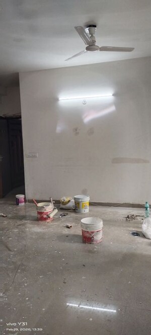 Bathroom in 2.5 BHK Apartment at Mahagun Mywoods, Sector 16c Greater Noida – for Rent